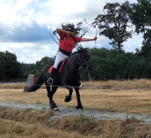 L'aventure tir à l'arc à cheval - Ticosak Club (c) depuis 2007